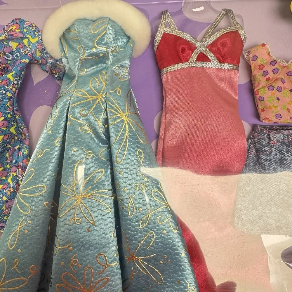 Vintage 2000 Mattel Barbie Fashion Avenue 6 Complete Fashions #68073‎ NIB  NOS